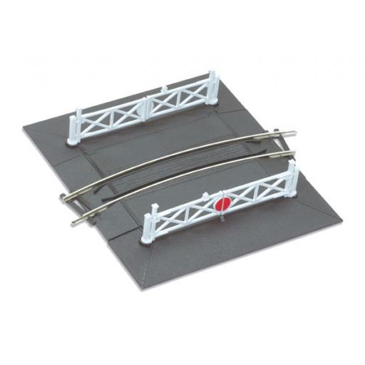 St-266 Curved No.1 Radius Level Crossing Complete With 2 Ramps & 4 Gates Peco