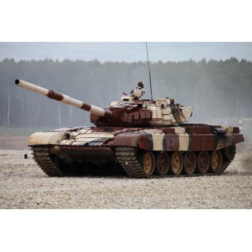 09555 Russian T-72 B1 Mbt W/ Kontakt Armour 1:35 Trumpeter