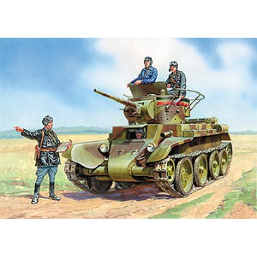 3545 Bt-7 Soviet Light Tank 1:35 Zvezda