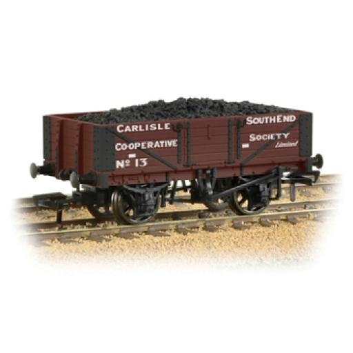 37-073 5 Plank Wagon With Load In Carlisle Co-Op Livery Bachmann