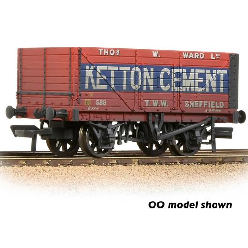 377-126C 8 Plank End Door Ketton Cement Weathered Wagon