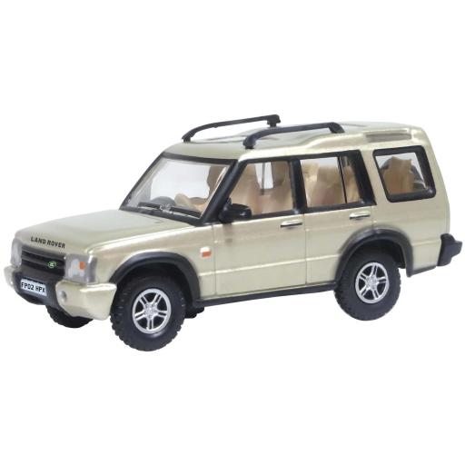76LRD2002 LAND ROVER DISCOVERY 2 WHITE GOLD 1:76 OXFORD
